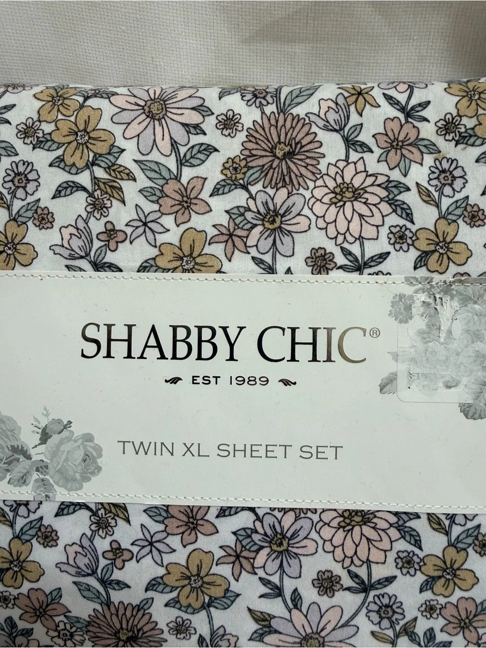 New.. a Shabby Chic Twin XL Bed Sheet Set